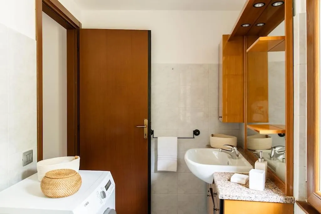 Leoni Apartment - Charming Full Home In Bellagio