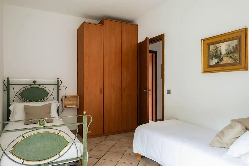 Holiday home Leoni Apartment - Charming Full Home In Bellagio